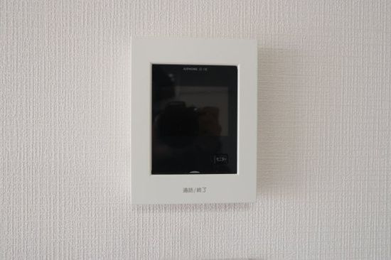 伊藤ハイツ　５０１号室のセキュリティ|モニター付きインターホンです