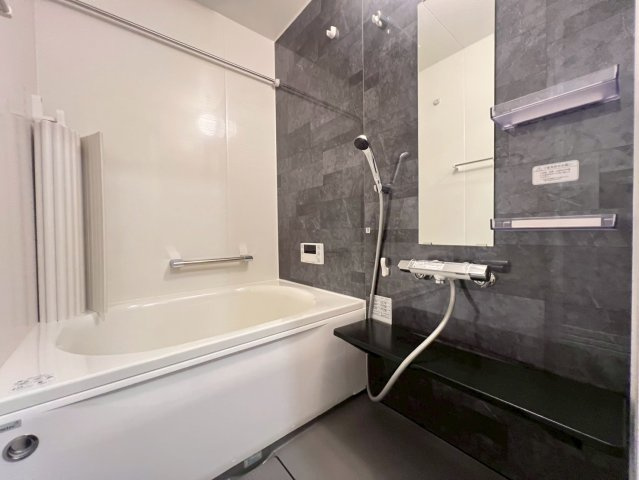 LaMaison大田町の浴室