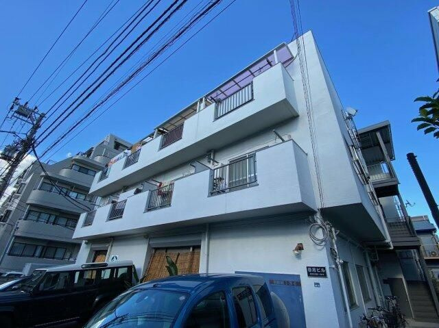 春月ビル（シュンゲツビル）の外観