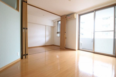 【居間・リビング】 | ライオンズステージ関内メダリオン