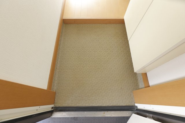 ハイツマコトCの玄関