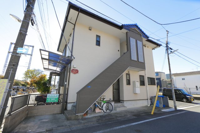 ハイツマコトCの外観