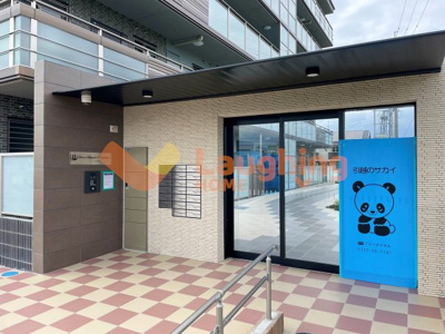 【エントランス】 | サクセス東櫛原 | 清潔なエントランスです