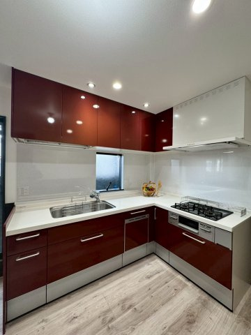 守口市金田町2丁目のキッチン|L字型システムキッチンでお料理もはかどります！
後片付けにうれしい食洗器付きです！