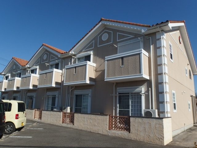 パストラルコートＨ棟の外観