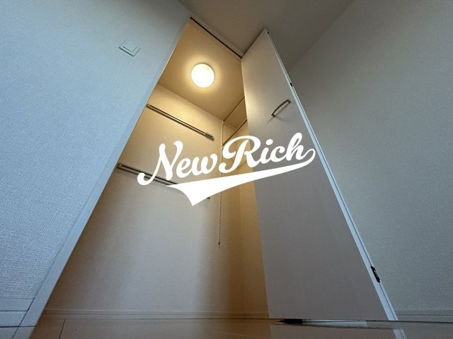 前橋市三俣町３丁目のアパートの収納