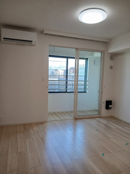 【居間・リビング】