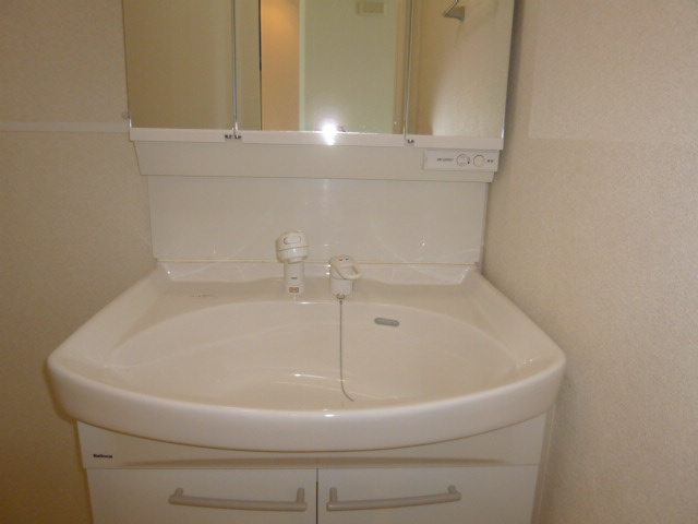 コンシェルジュ福井Ｂの独立洗面台|洗髪洗面化粧台