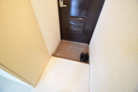 パシフィックコーポ２の玄関|下駄箱付きです