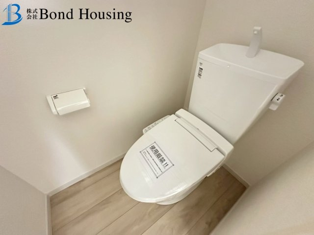 広々LDKは約21帖・WICあり　玉津町水谷　全3棟　3号棟のトイレ