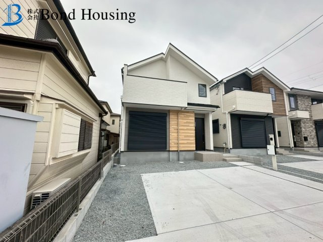 広々LDKは約21帖・WICあり　玉津町水谷　全3棟　3号棟の洋室