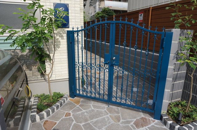 えんじゅハイツのエントランス