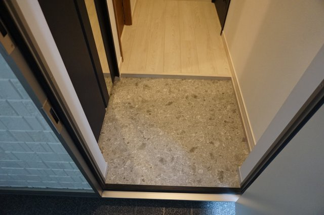 えんじゅハイツの玄関