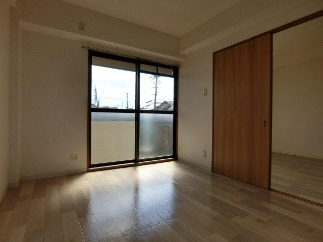 【寝室】 | エスポワール21