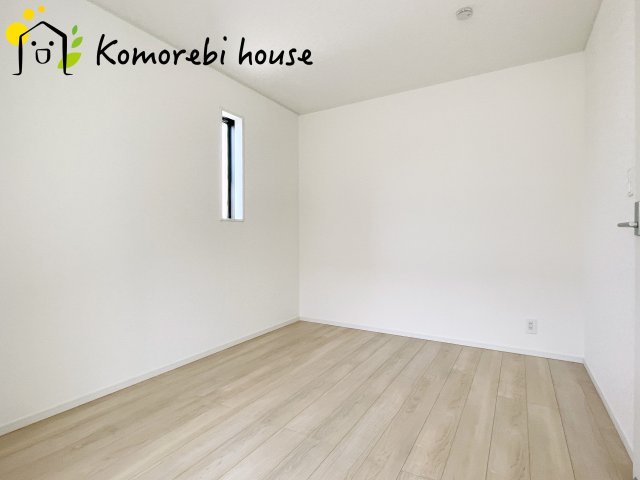 鴻巣市箕田　第9　新築一戸建て　クレイドルガーデン　01の洋室|明るい洋室です