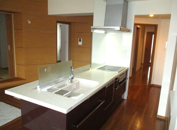 リモージュ徳川のキッチン