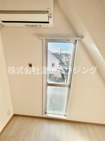 クレイドル江坂のその他|窓