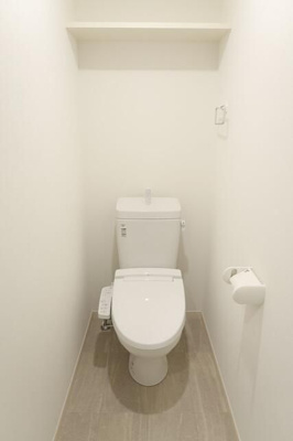 【トイレ】 | Ｃｏｃｃｉｎｅｌｌｅ（コクシネレ） | ゆったりとした空間のトイレです