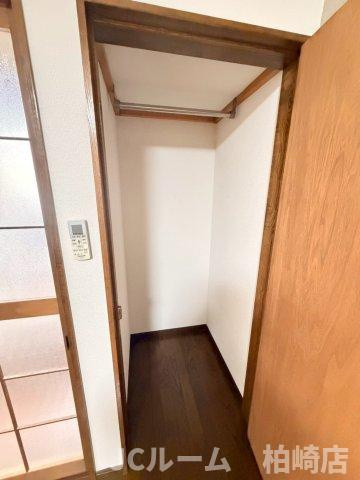 柏崎市半田２丁目のアパートの収納