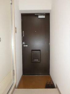 光生ハイツ　バストイレ別　管理費0　駅近の玄関