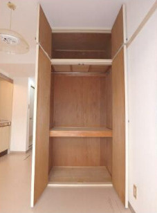 光生ハイツ　バストイレ別　管理費0　駅近の収納