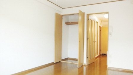 シティコート高橋の洋室