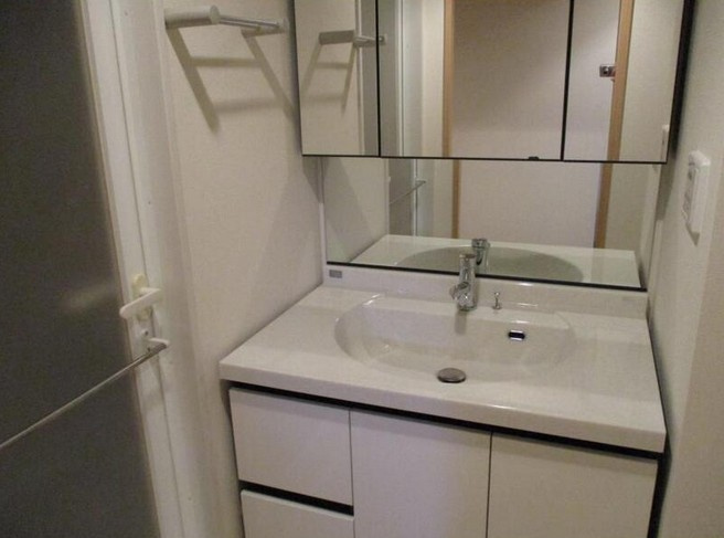 【独立洗面台】