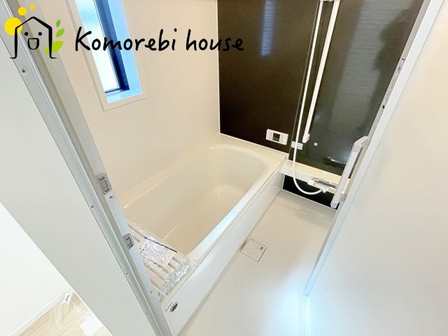 鴻巣市箕田　第9　新築一戸建て　クレイドルガーデン　02の浴室|落ち着いた空間のお風呂です