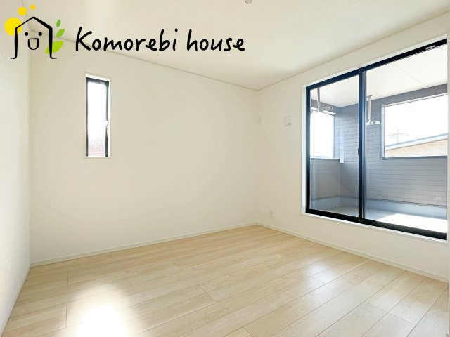 鴻巣市箕田　第9　新築一戸建て　クレイドルガーデン　02の洋室|広々とした洋室です