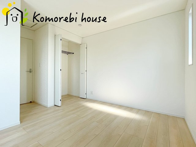 鴻巣市箕田　第9　新築一戸建て　クレイドルガーデン　02の洋室|広々とした洋室です