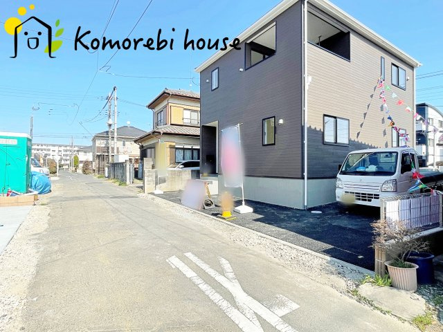 鴻巣市箕田　第9　新築一戸建て　クレイドルガーデン　02の前面道路含む現地写真|前面道路含む現地写真です