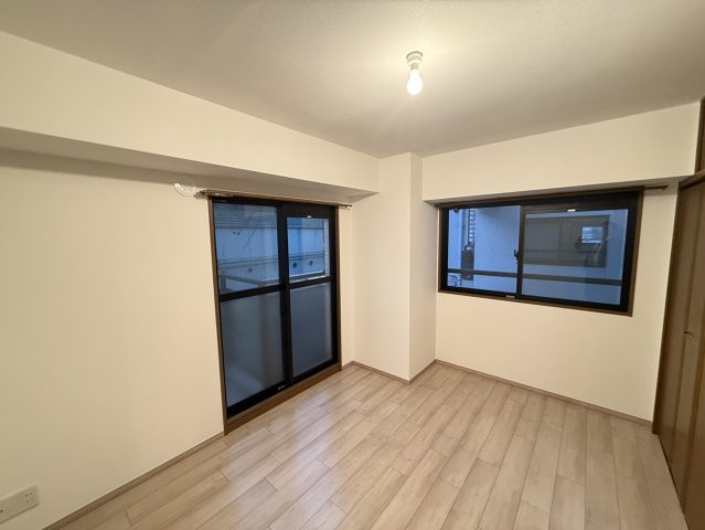 シンフォニー桃山の洋室|約6.0帖の洋室です。