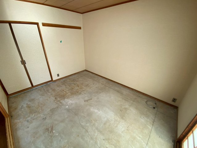 ハイツ芦屋の居間・リビング