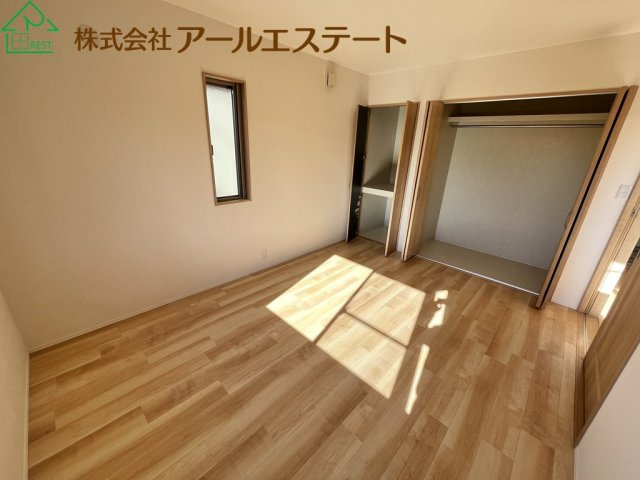 姫路市青山5丁目　姫新線「余部駅」徒歩17分の洋室