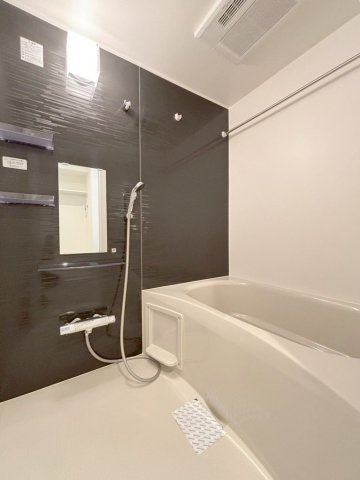 「防音マンション」GRAN PASEO 上野御徒町の浴室|日々の疲れを癒すお風呂付です