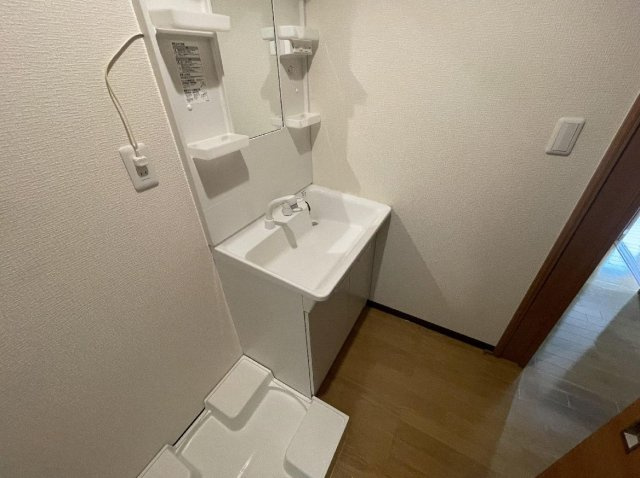 ラッキーヒルズⅡの独立洗面台