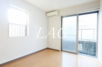 【居間・リビング】 | リリックコートWisteria | 洋室のお部屋です。