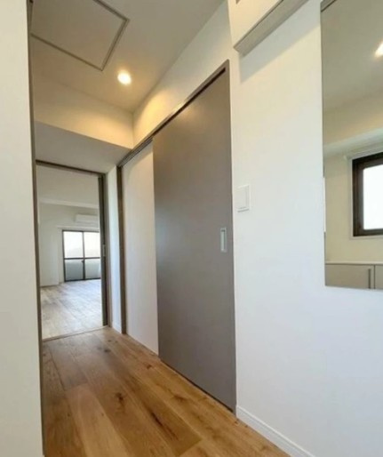 コロネード春日の内装