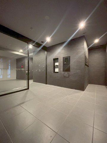 「防音マンション」GRAN PASEO 上野御徒町のロビー|毎日通るロビーはこのようになっています