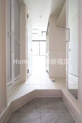 【玄関】 | Lei maile elua