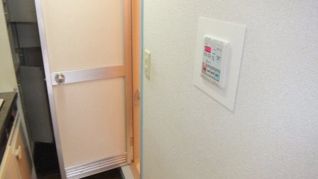 サニーコーポラスの設備|浴室乾燥機付きです