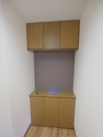 ソフィアコート東原弐番館（旧森ビルⅡ）の玄関