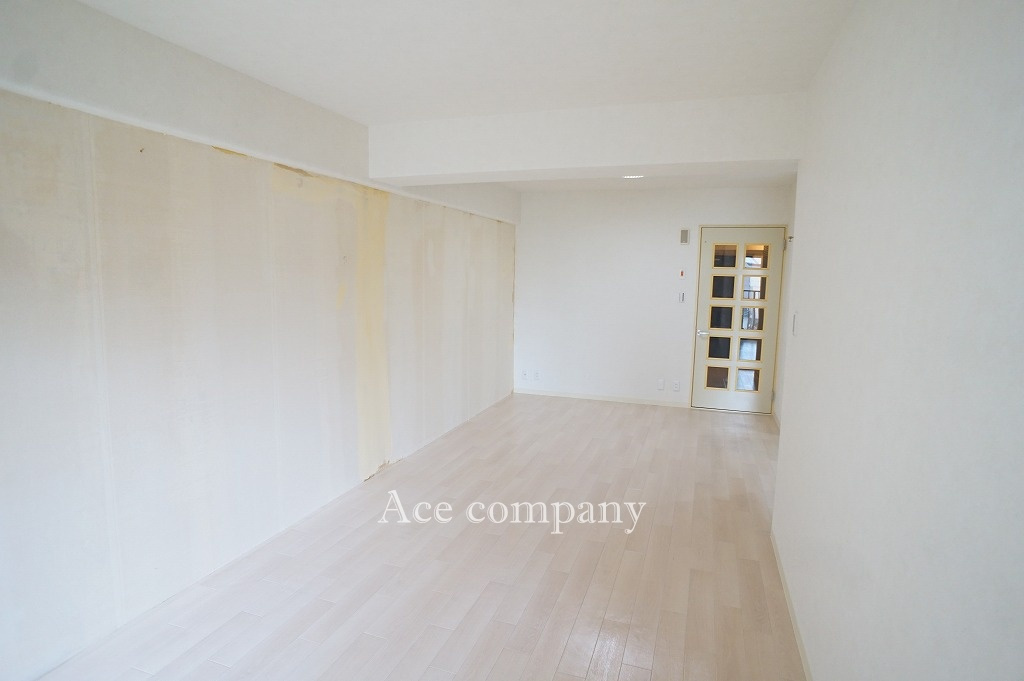 【居間・リビング】の画像