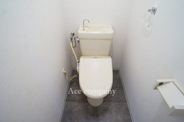 【トイレ】 | クローバーハイツ今里 | 温水洗浄便座新調です☆