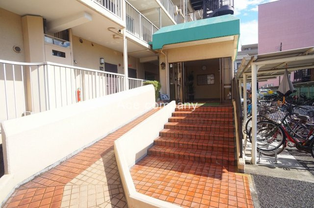 【エントランス】の画像