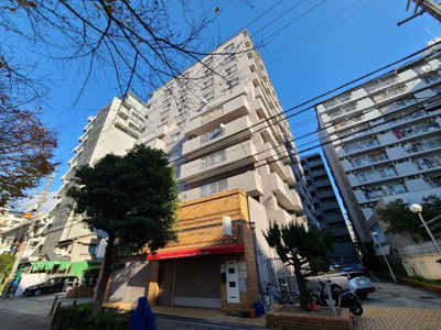 【外観】 | コボリマンション新大阪 | シンプルなデザインの外観です