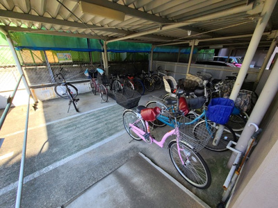【その他共用部分】 | コボリマンション新大阪 | 駐輪場です