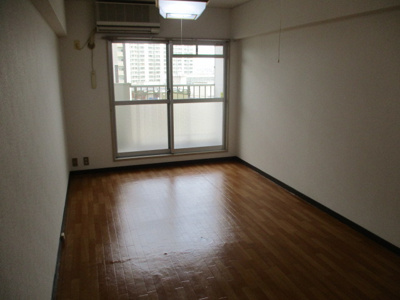 【居間・リビング】 | コボリマンション新大阪 | 洋室のお部屋です