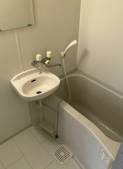 ビバーチェ北沢の浴室