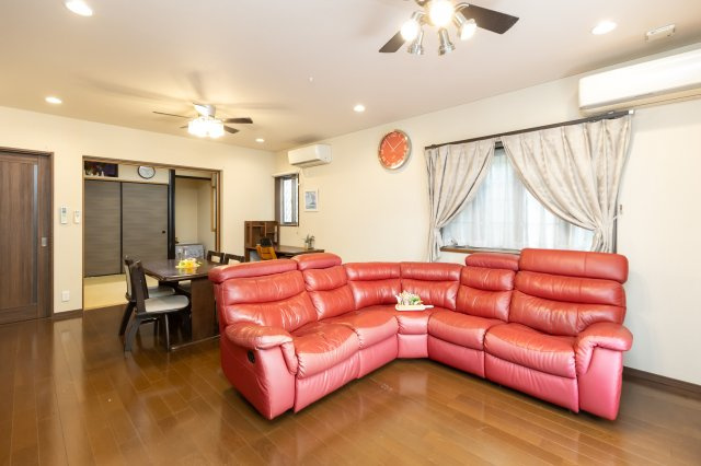 【居間・リビング】 | 小牧市大字久保一色字山新田